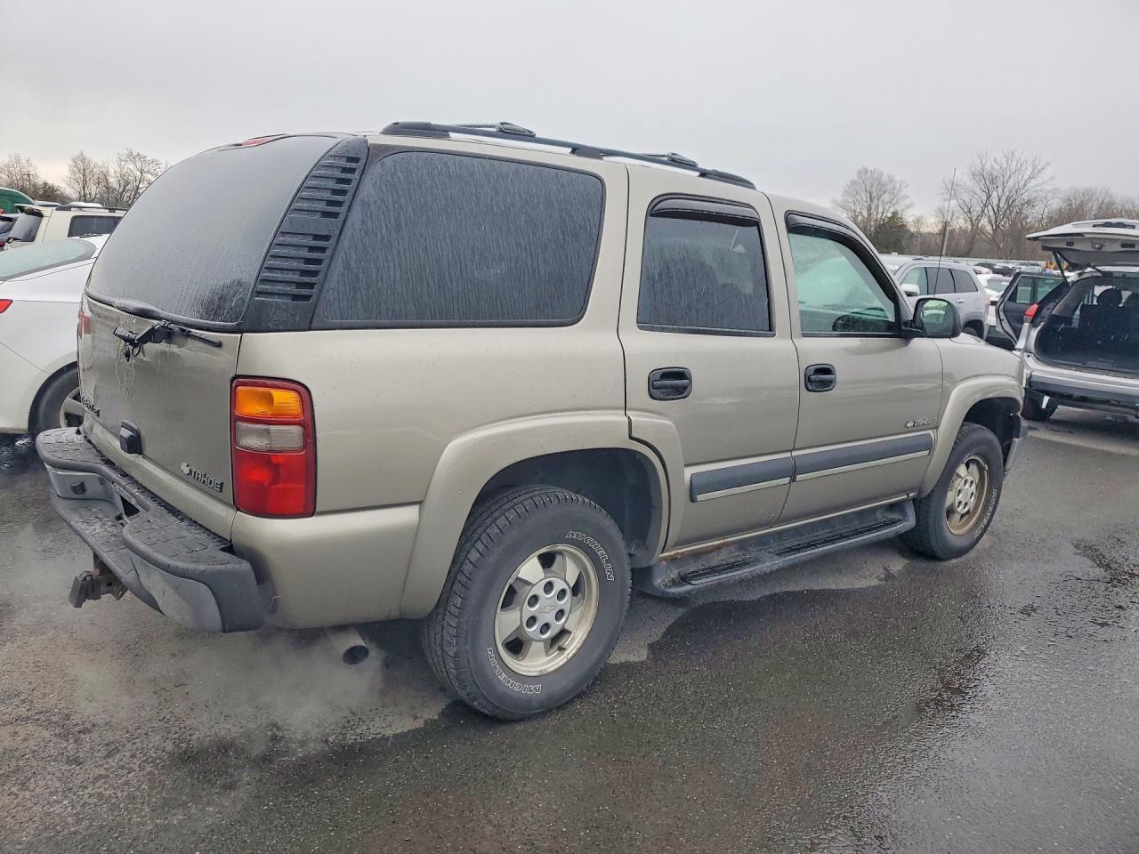 2003 CHEVROLET Tahoe