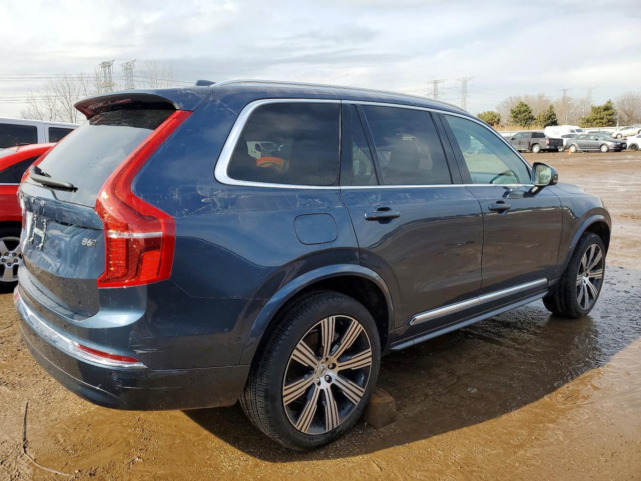 2024 VOLVO XC90