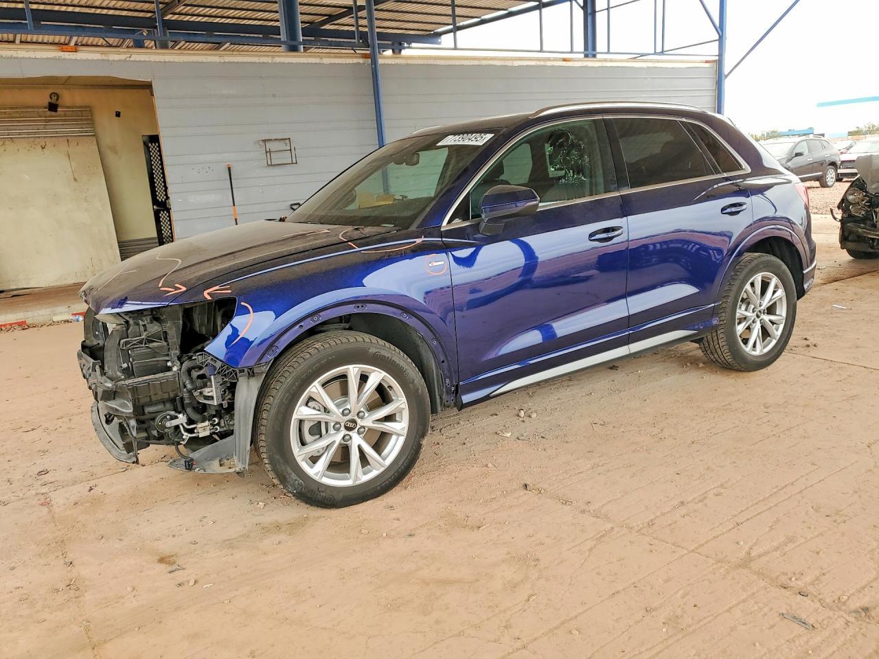 2022 AUDI Q3