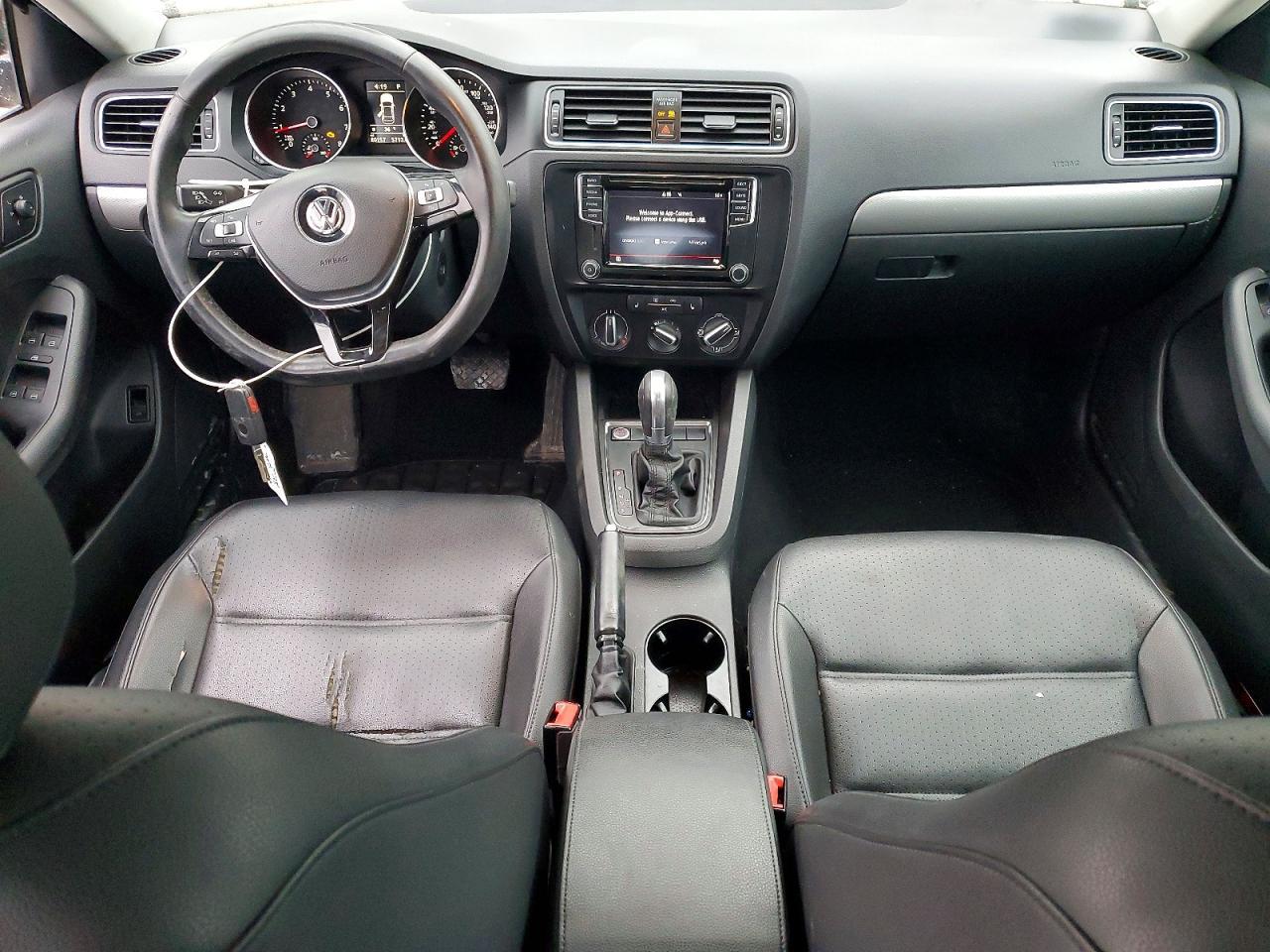 2017 VOLKSWAGEN JETTA