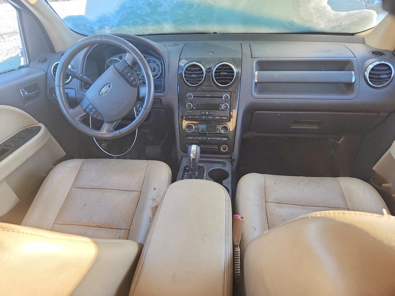 2008 FORD Taurus