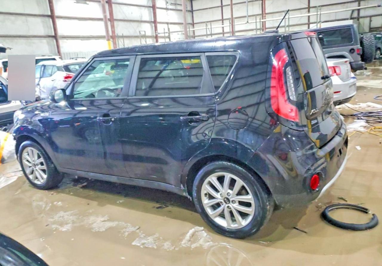 2017 KIA SOUL