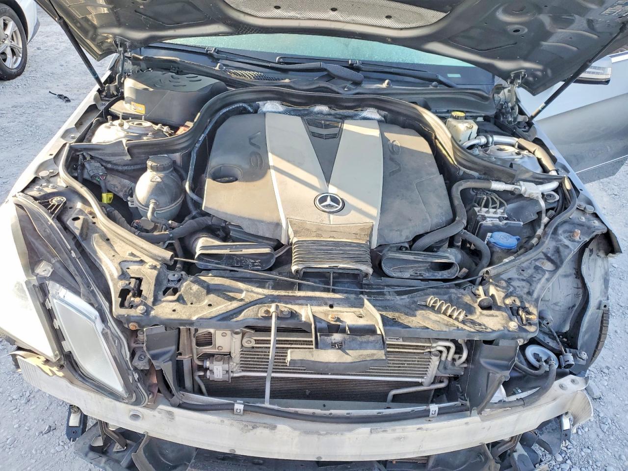 2013 MERCEDES-BENZ E-Class