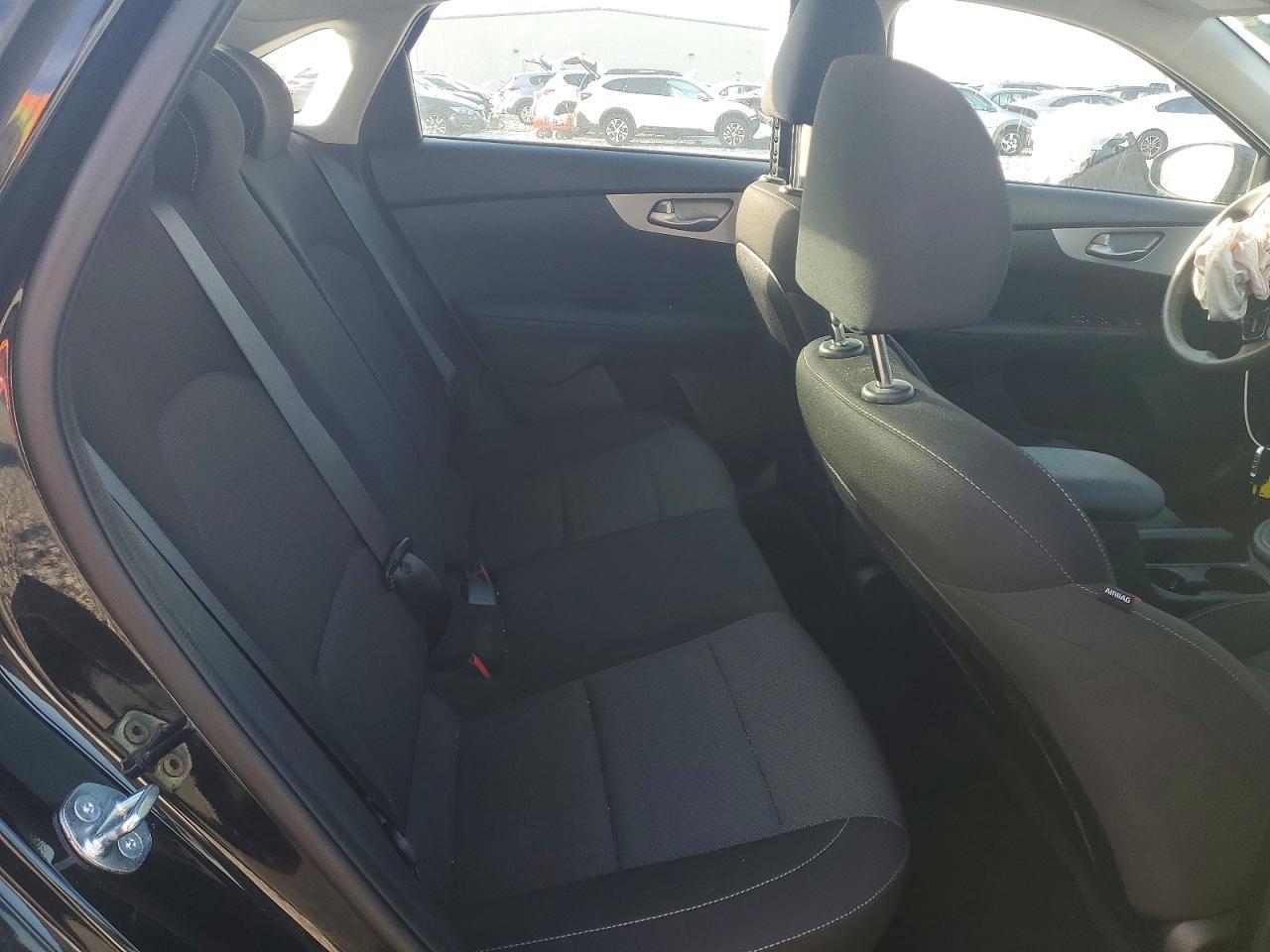 2023 KIA FORTE
