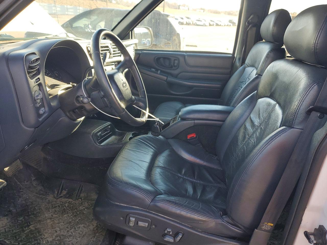 2000 CHEVROLET BLAZER