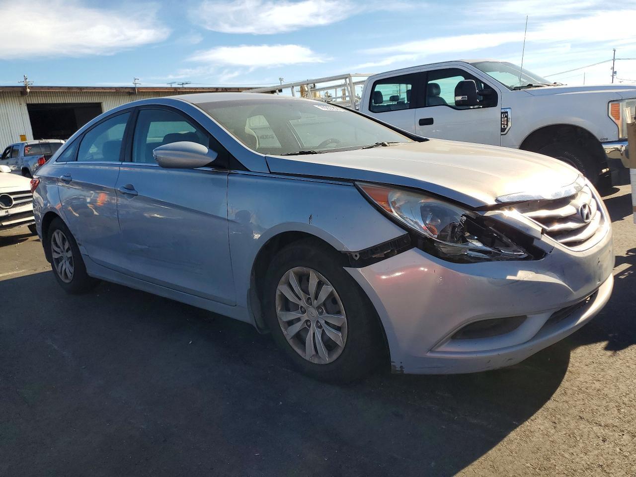 2011 HYUNDAI SONATA