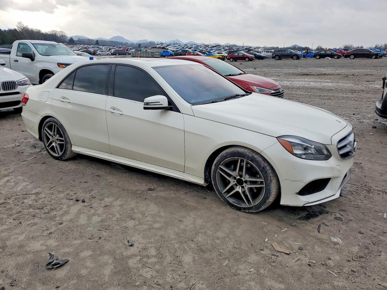 2014 MERCEDES-BENZ E-Class