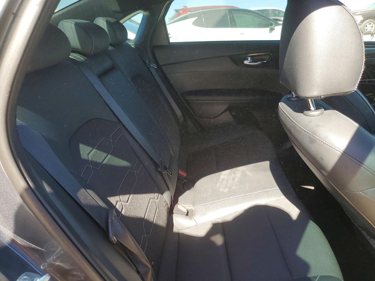 2024 KIA FORTE