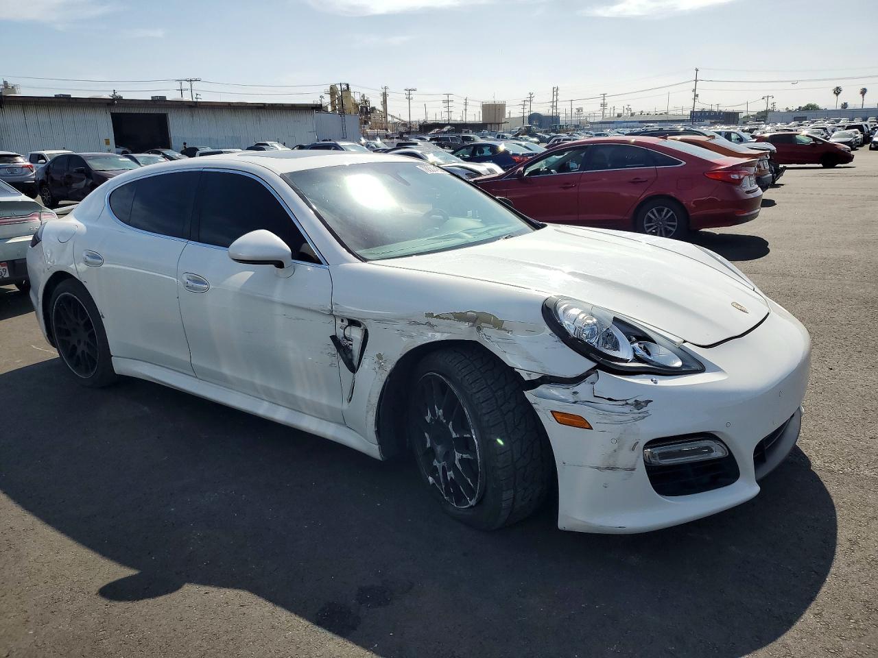 2012 PORSCHE Panamera
