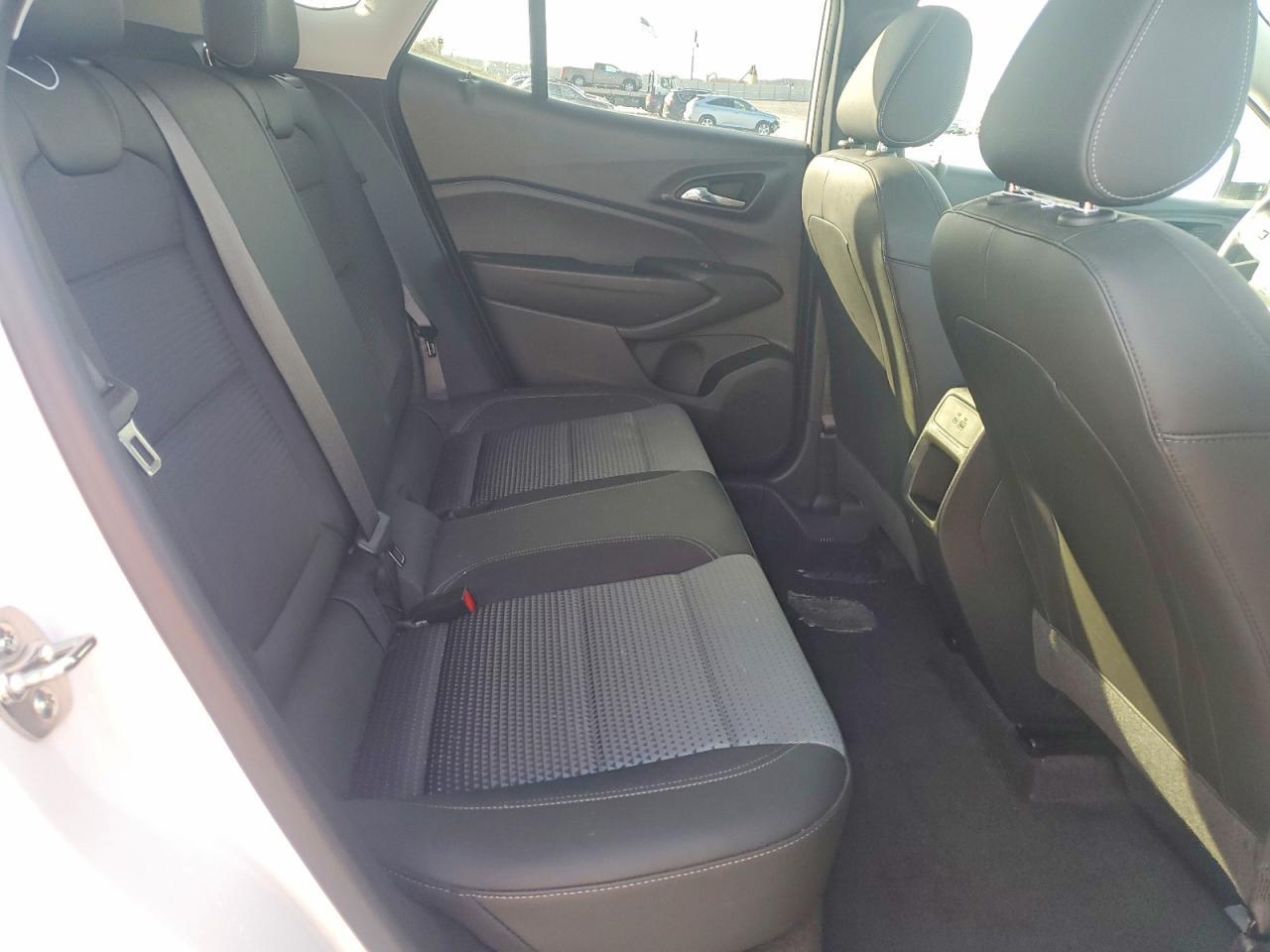 2025 CHEVROLET TRAX