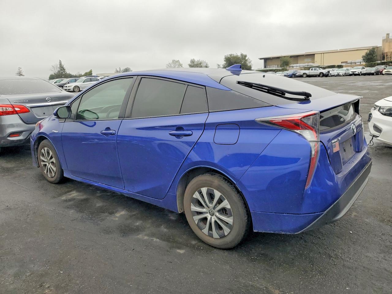 2017 TOYOTA PRIUS