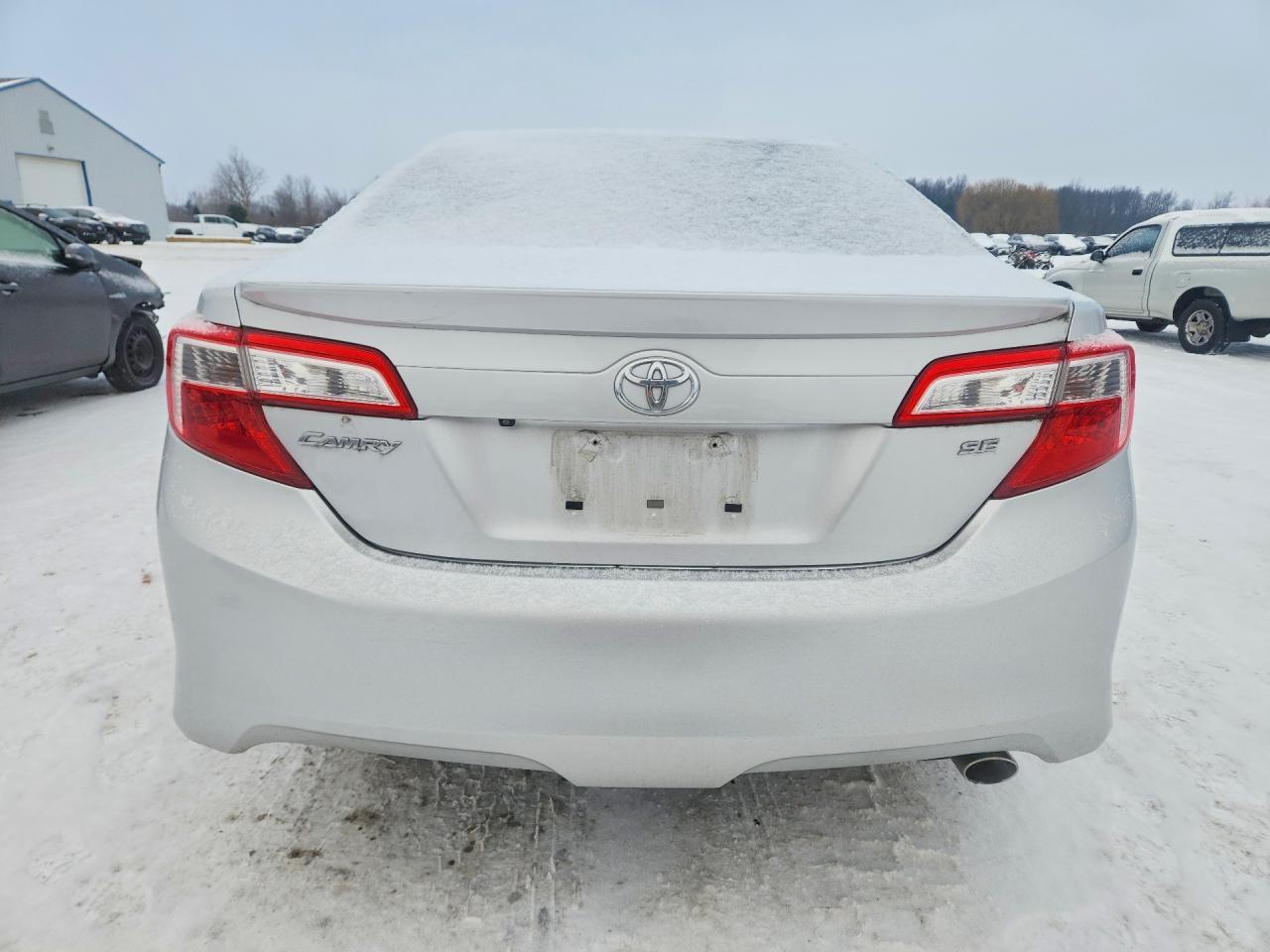 2014 TOYOTA CAMRY