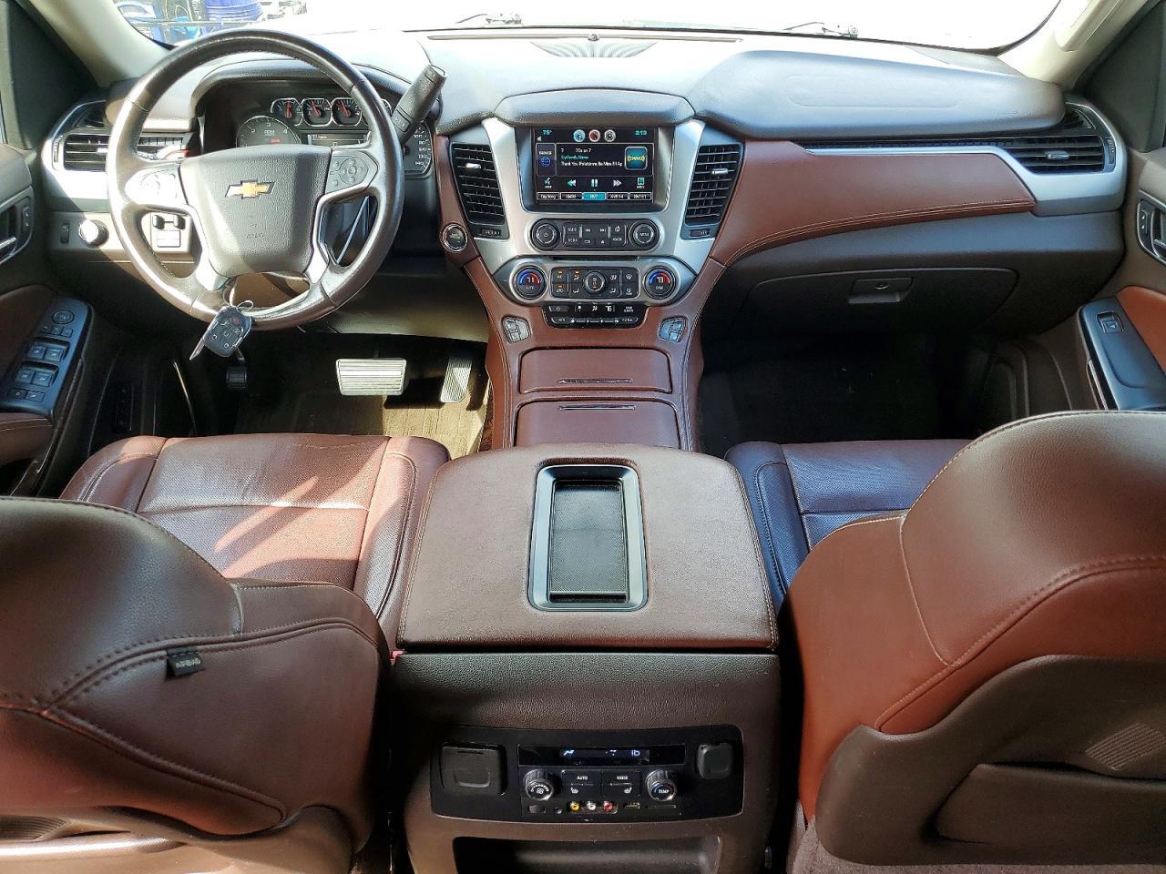 2015 CHEVROLET Suburban