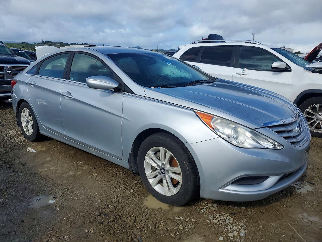 2012 HYUNDAI SONATA