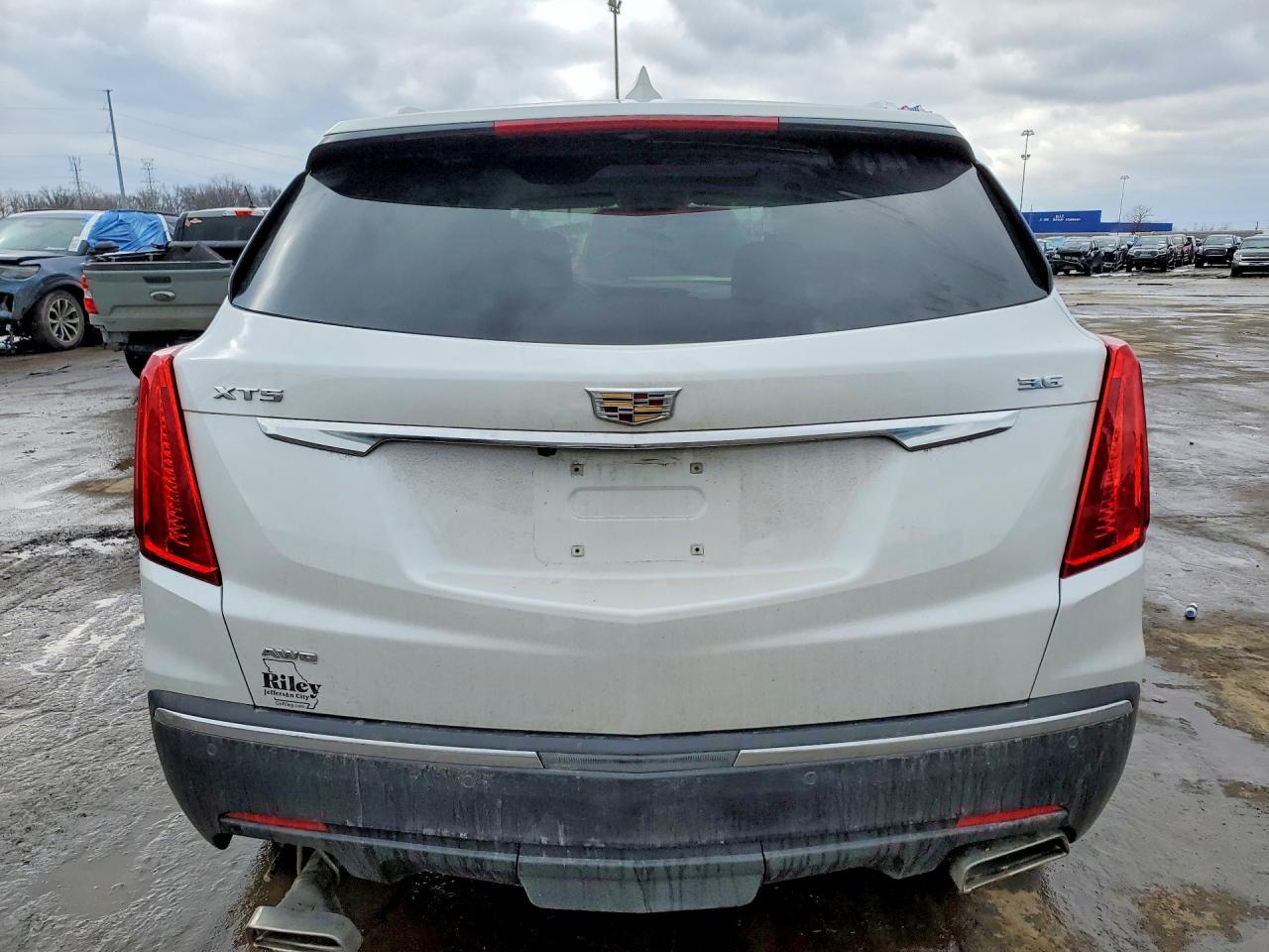 2018 CADILLAC XT5