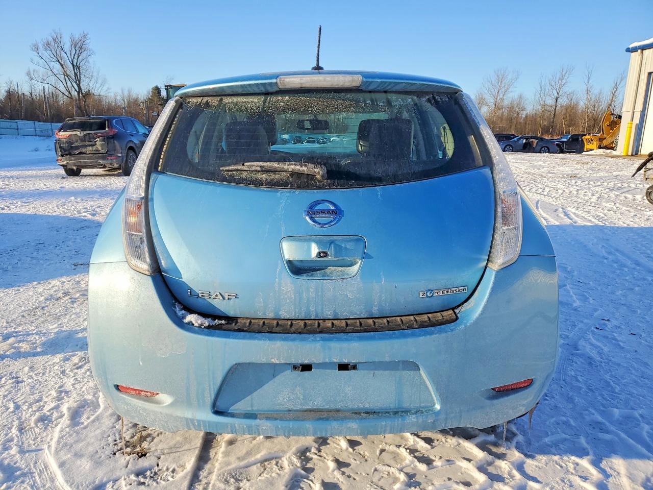 2015 NISSAN LEAF