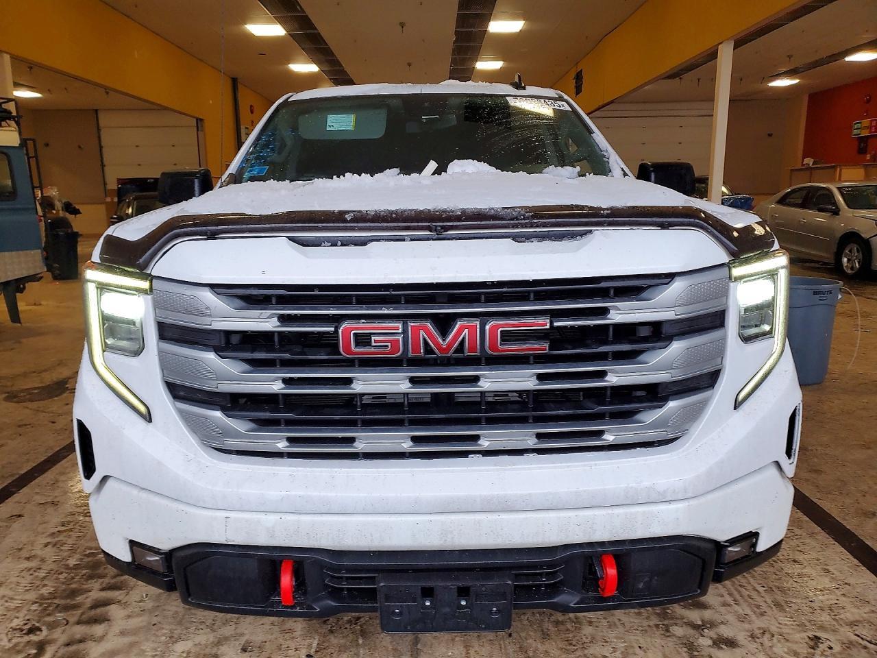 2023 GMC Sierra