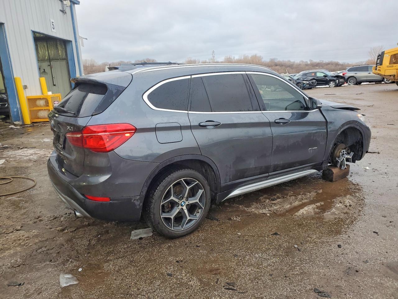 2016 BMW X1