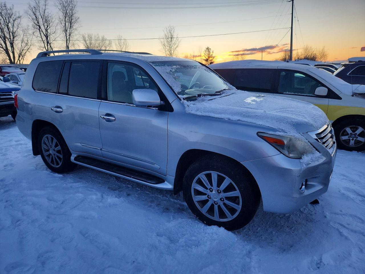 2010 LEXUS LX 570