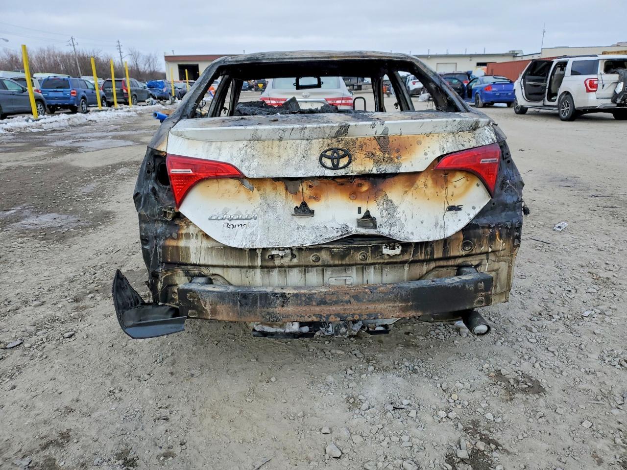 2017 TOYOTA COROLLA