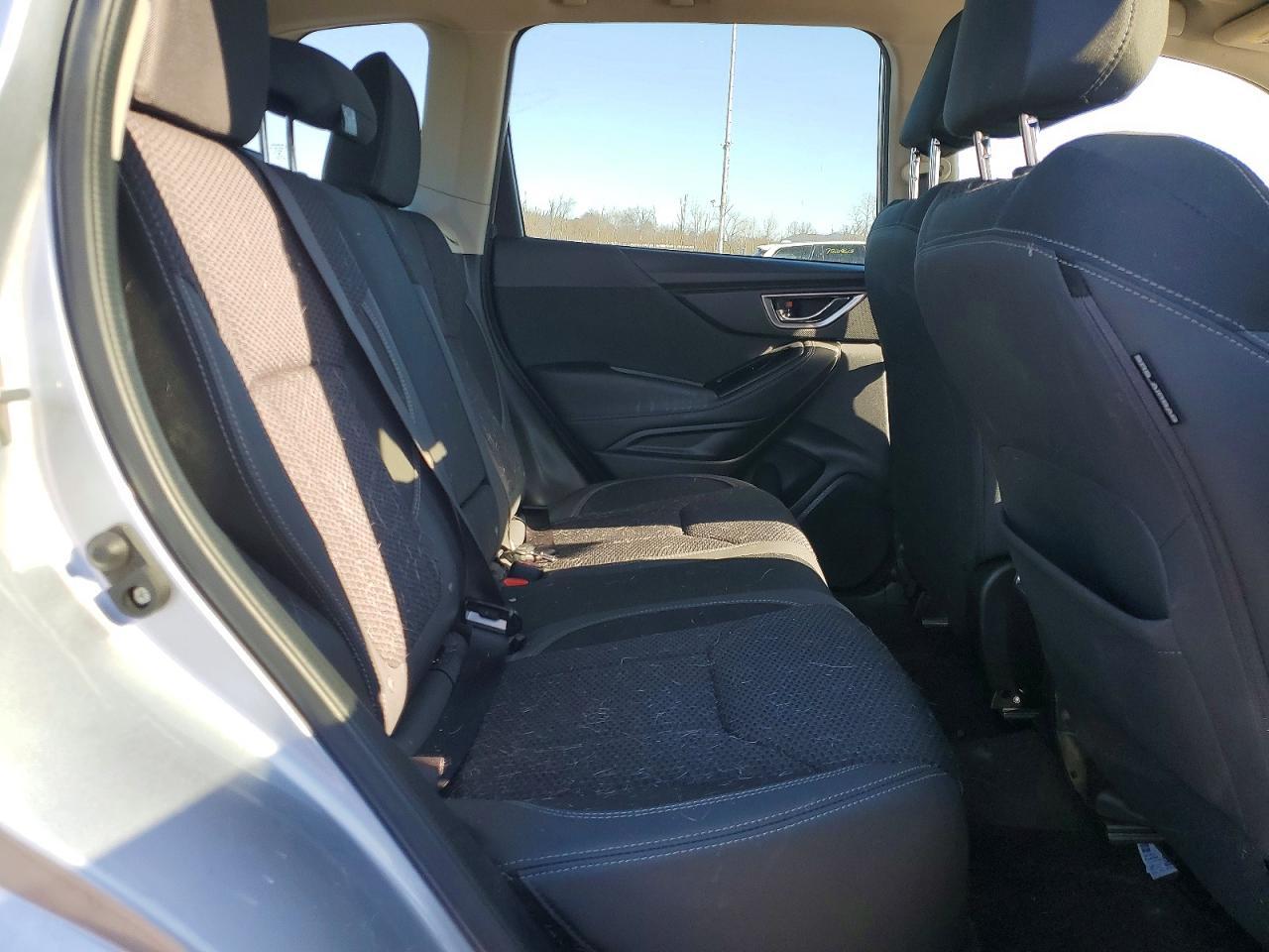 2023 SUBARU FORESTER