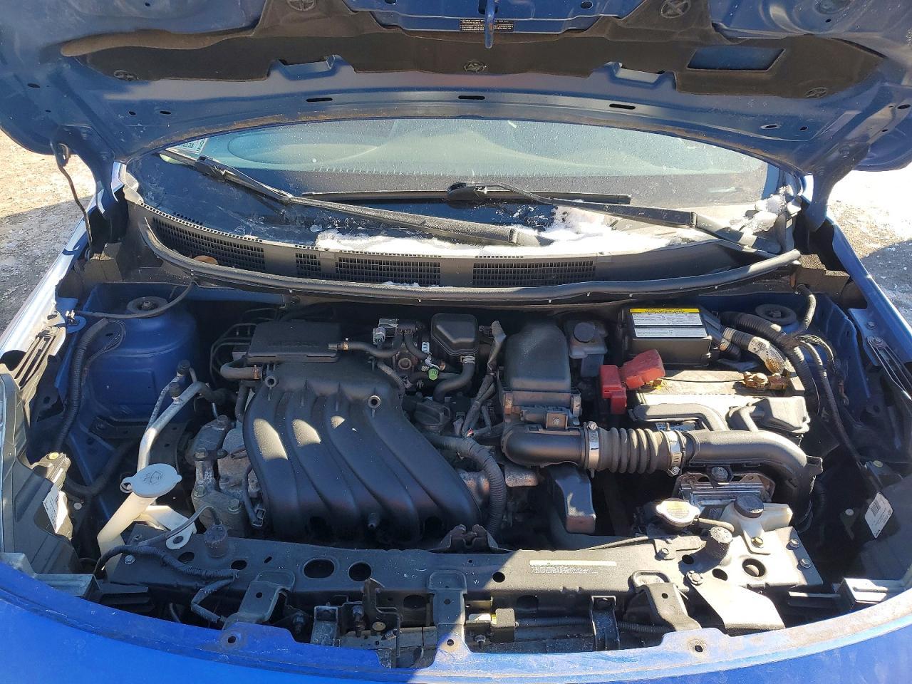 2015 NISSAN VERSA