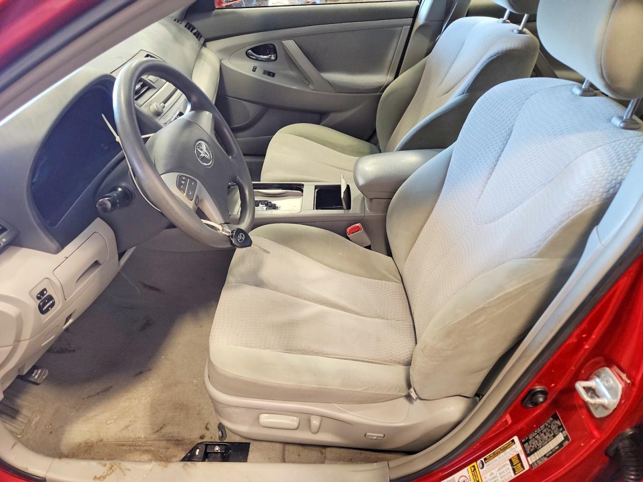 2011 TOYOTA CAMRY