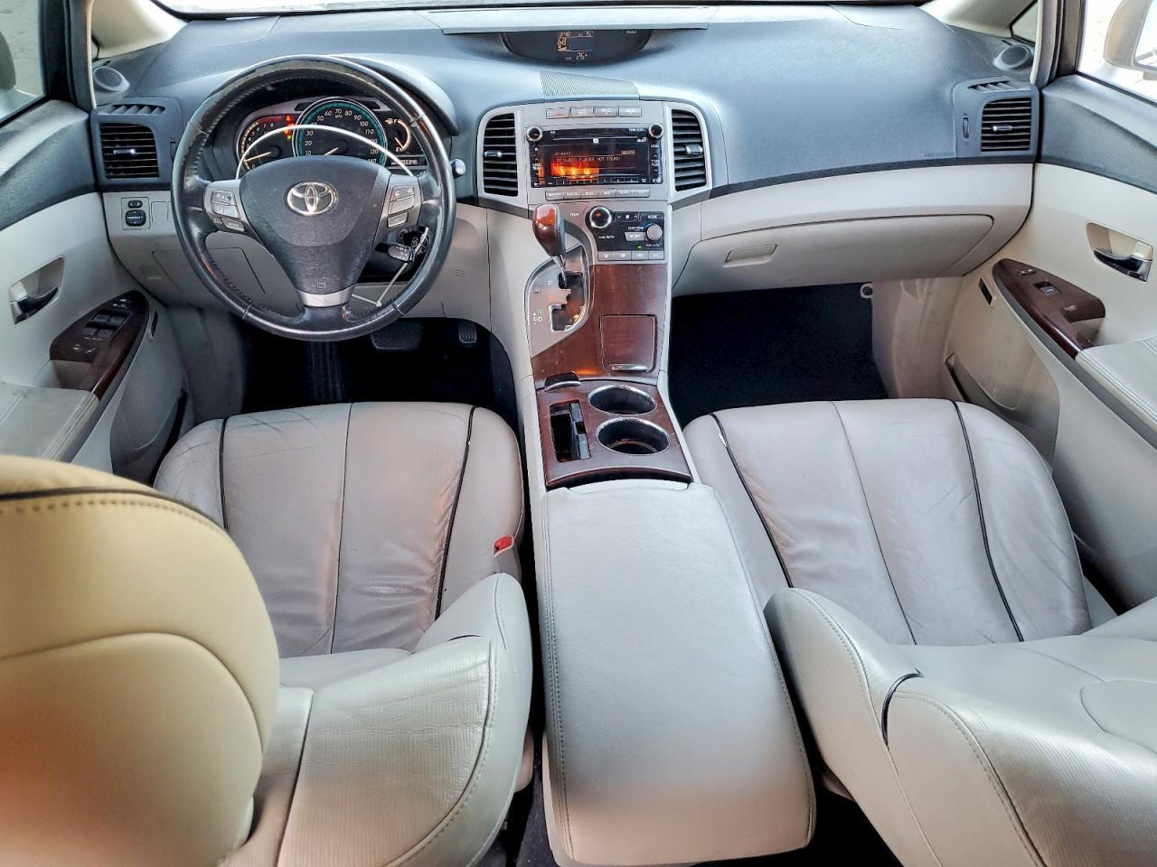 2010 TOYOTA VENZA