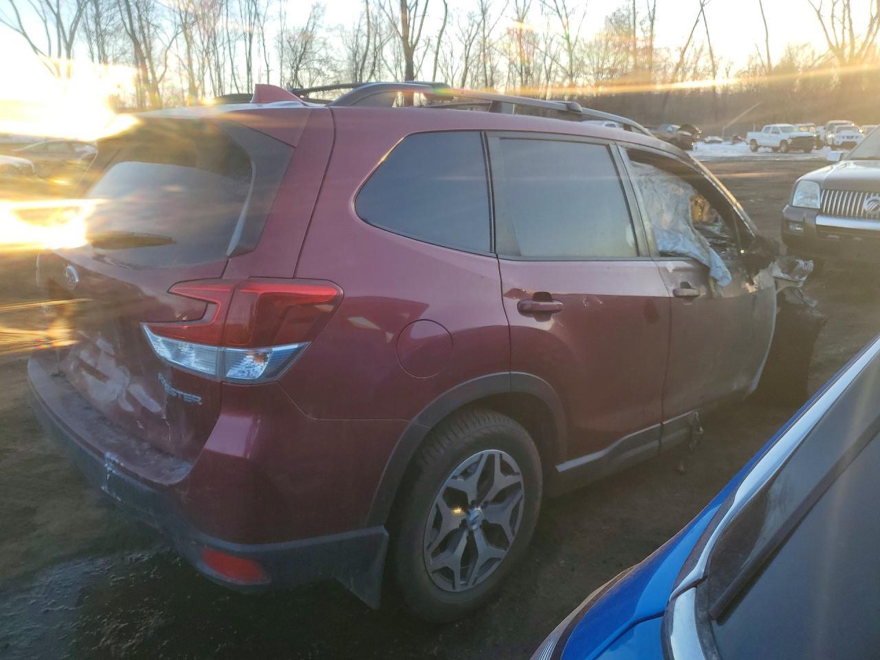 2020 SUBARU FORESTER