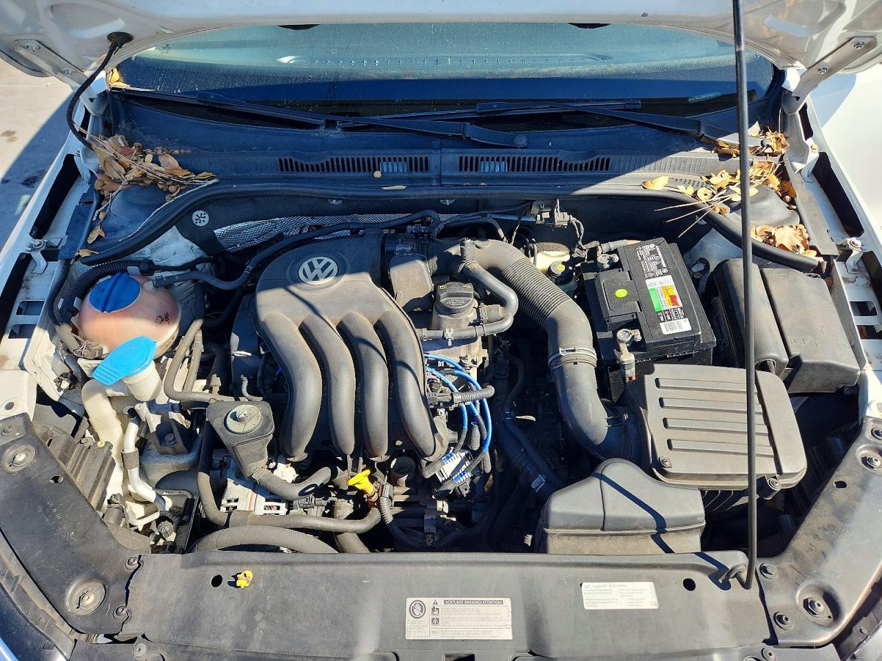 2015 VOLKSWAGEN JETTA