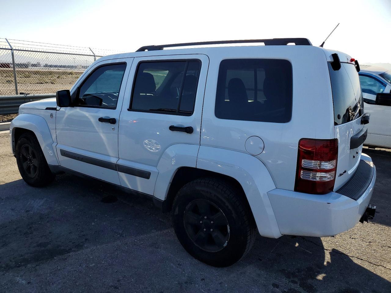 2011 JEEP Liberty