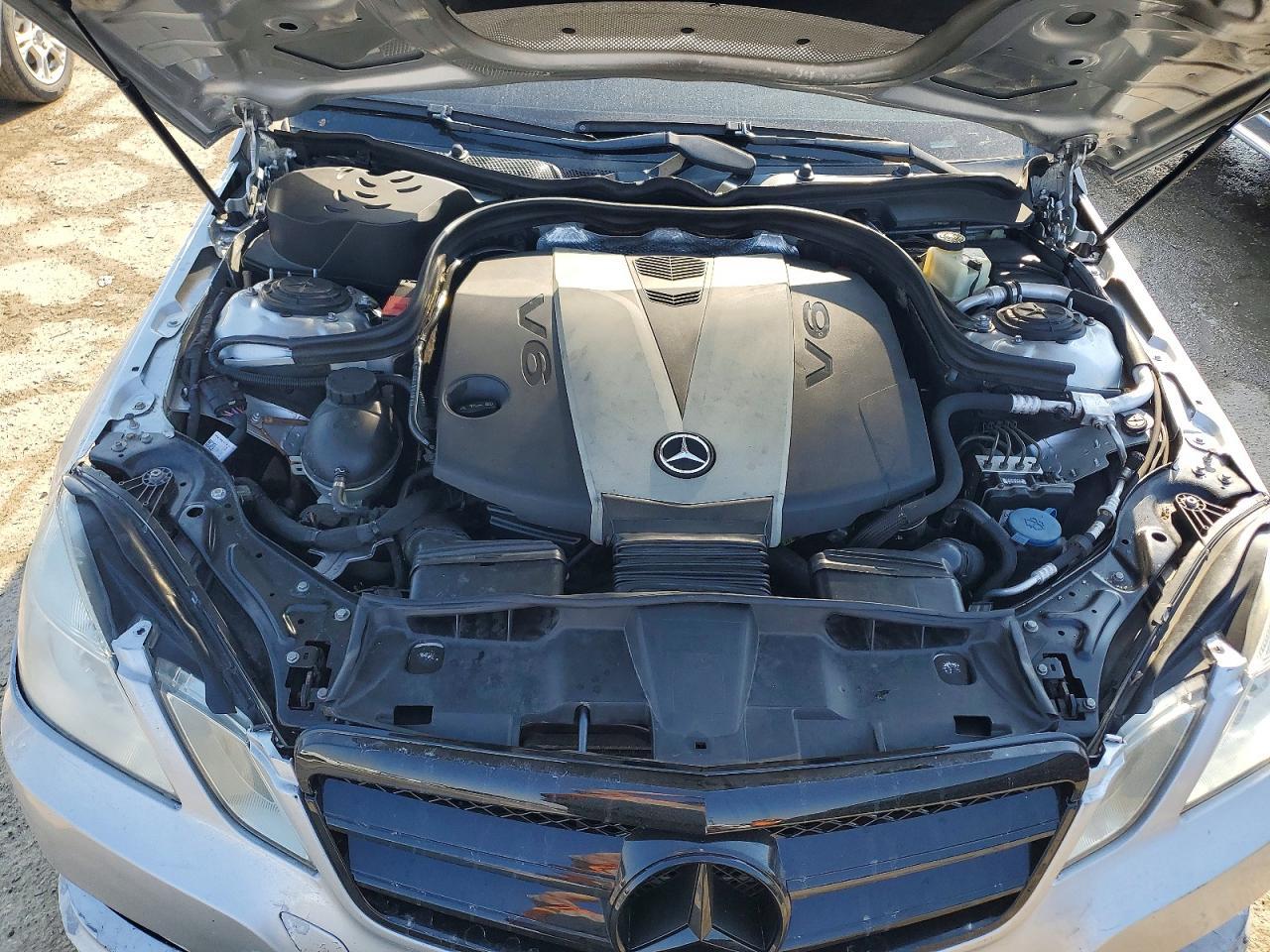2011 MERCEDES-BENZ E-Class
