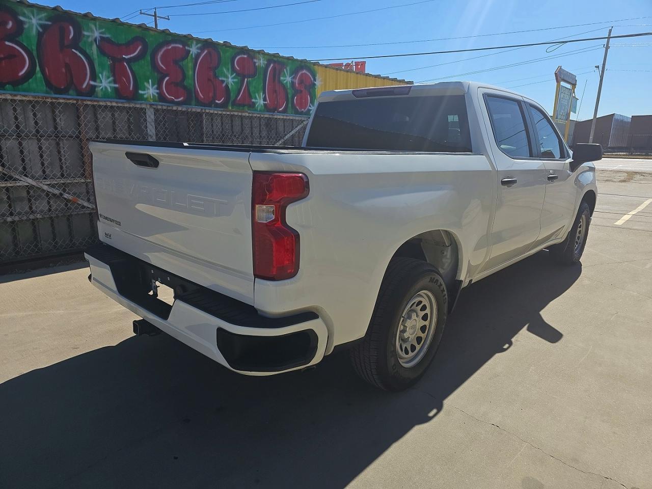 2024 CHEVROLET Silverado