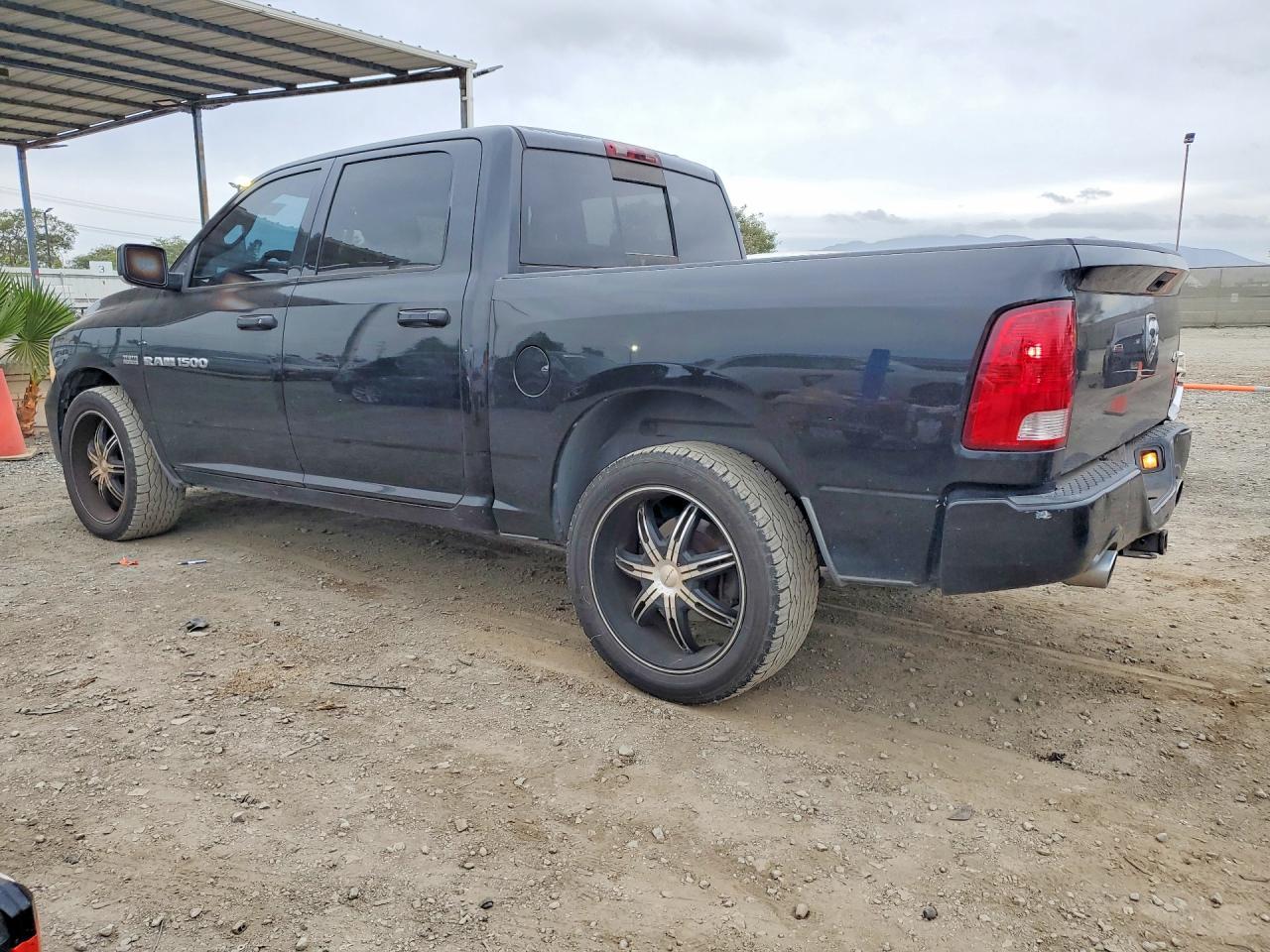 2011 DODGE RAM 1500