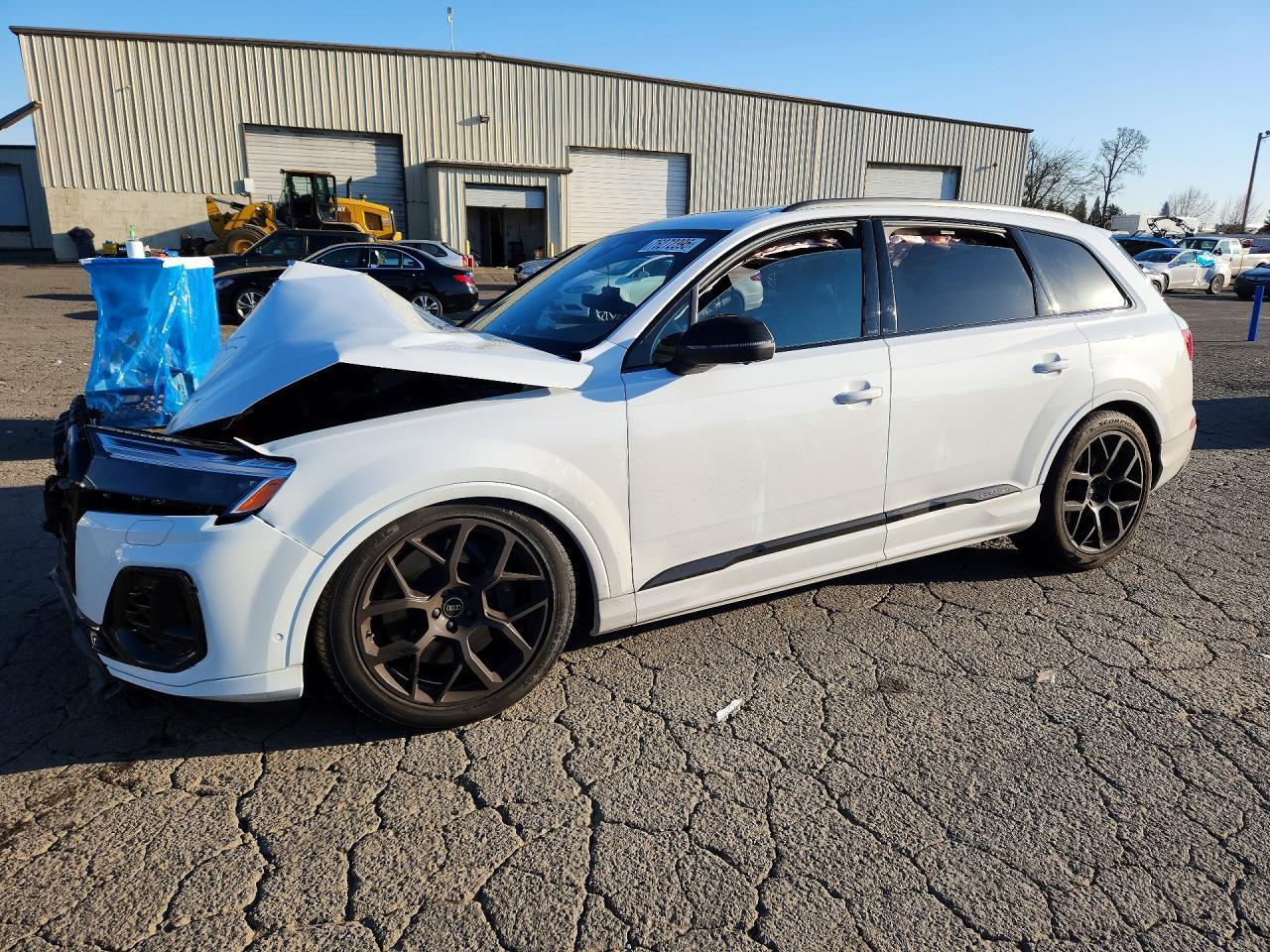 2025 AUDI SQ7