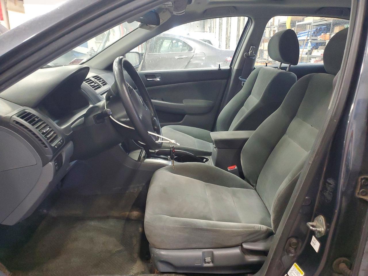 2004 HONDA ACCORD