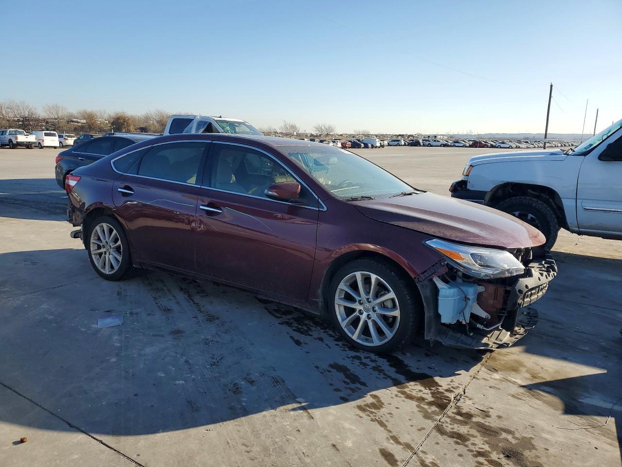 2013 TOYOTA Avalon