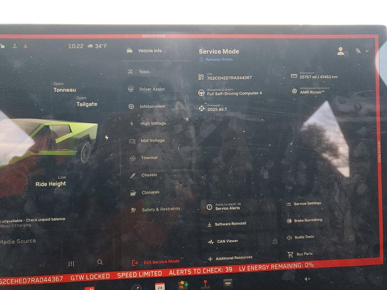 2024 TESLA Cybertruck