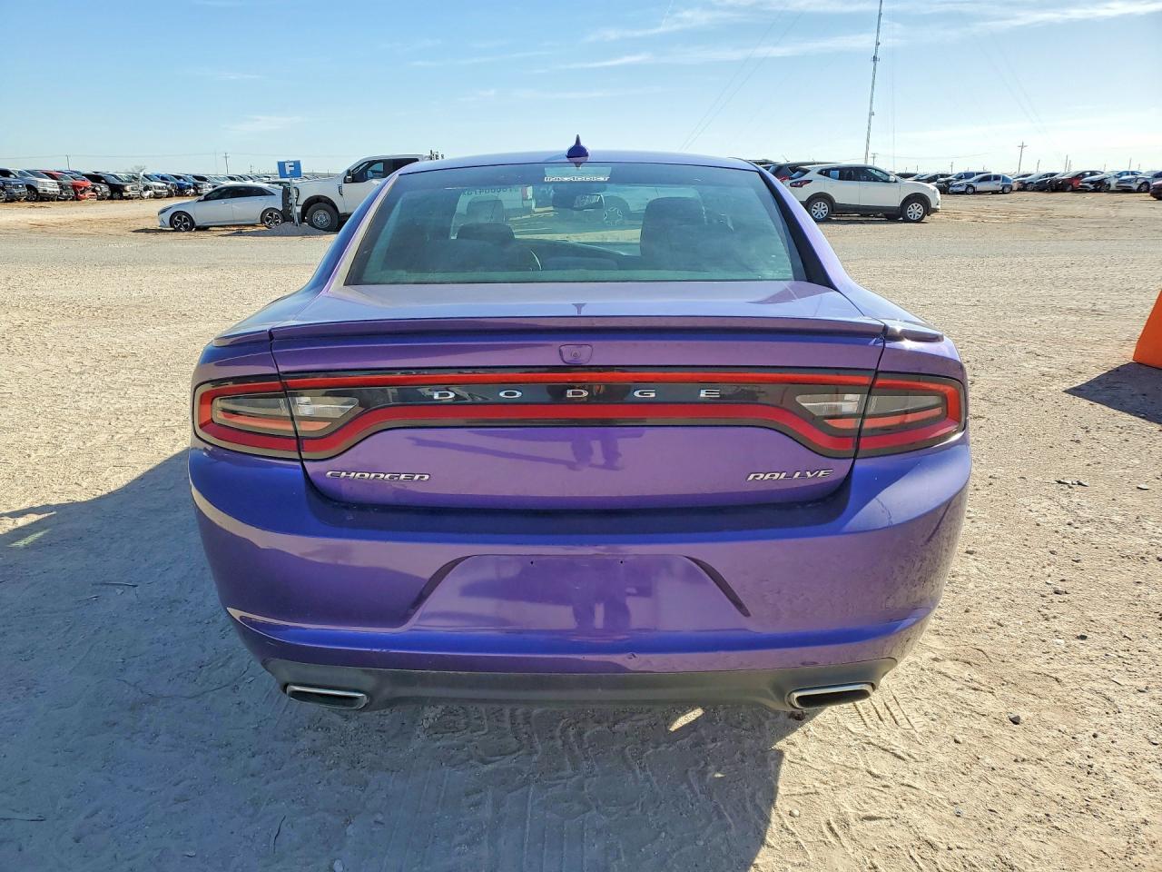 2016 DODGE CHARGER