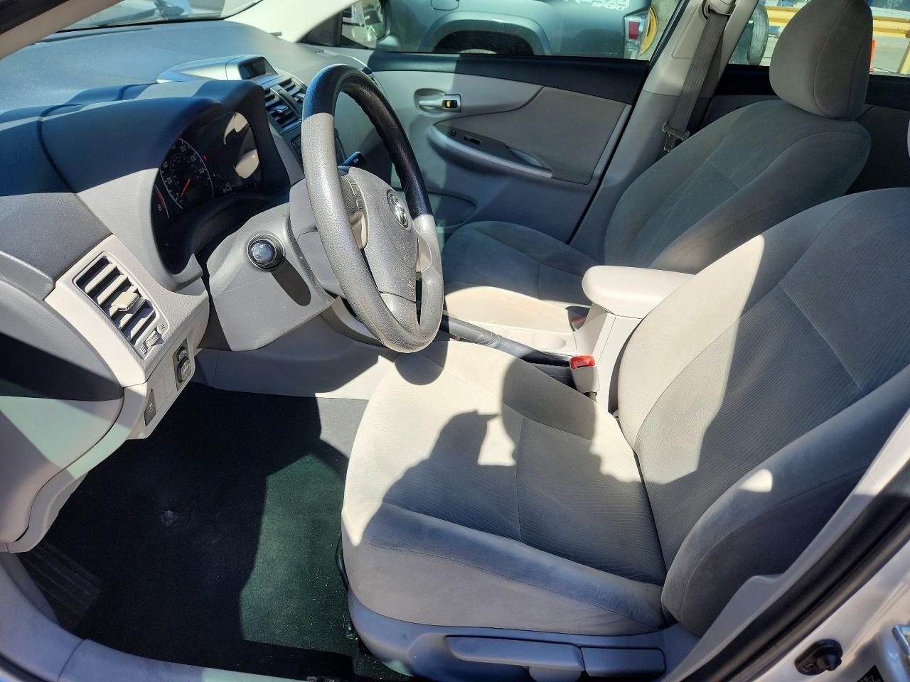 2012 TOYOTA COROLLA