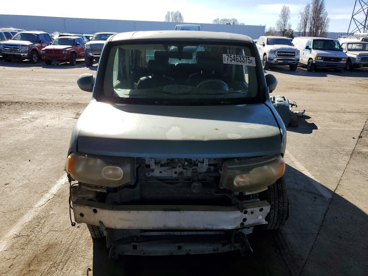 2010 NISSAN CUBE