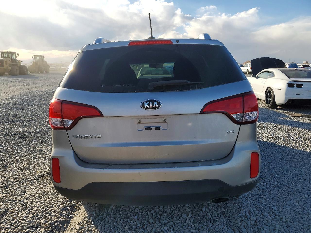 2015 KIA SORENTO
