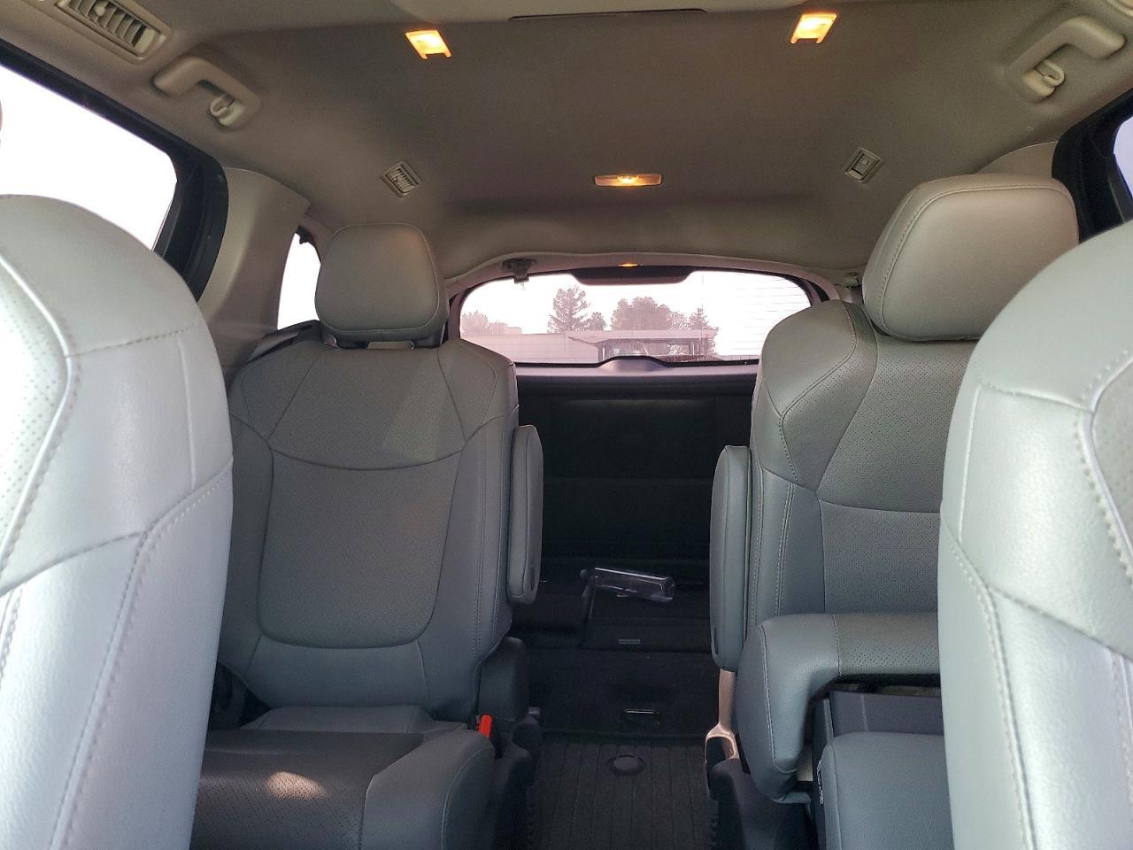 2022 TOYOTA SIENNA
