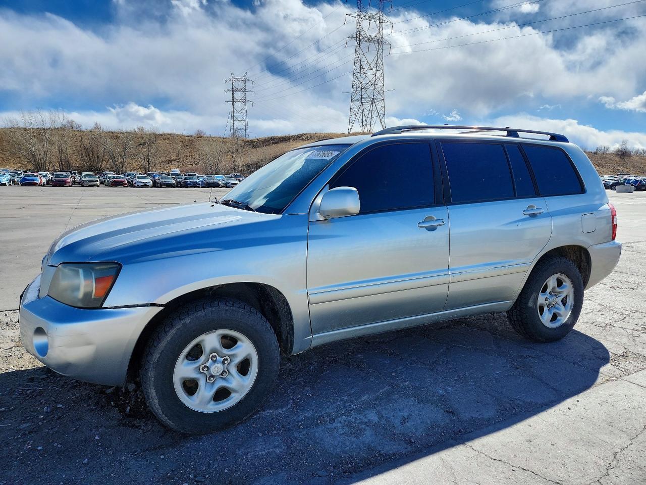 2005 TOYOTA HIGHLANDER