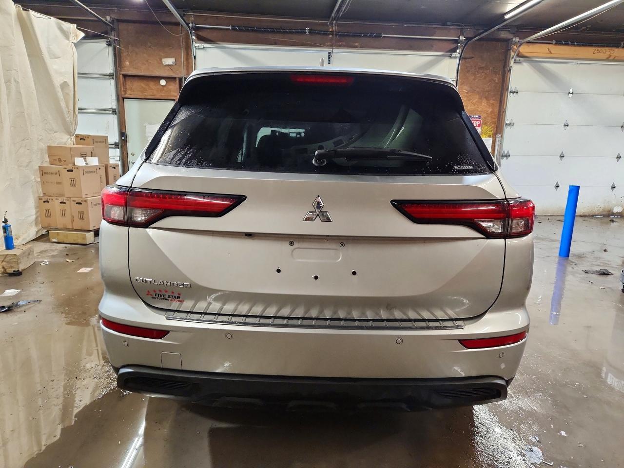 2022 MITSUBISHI outlander
