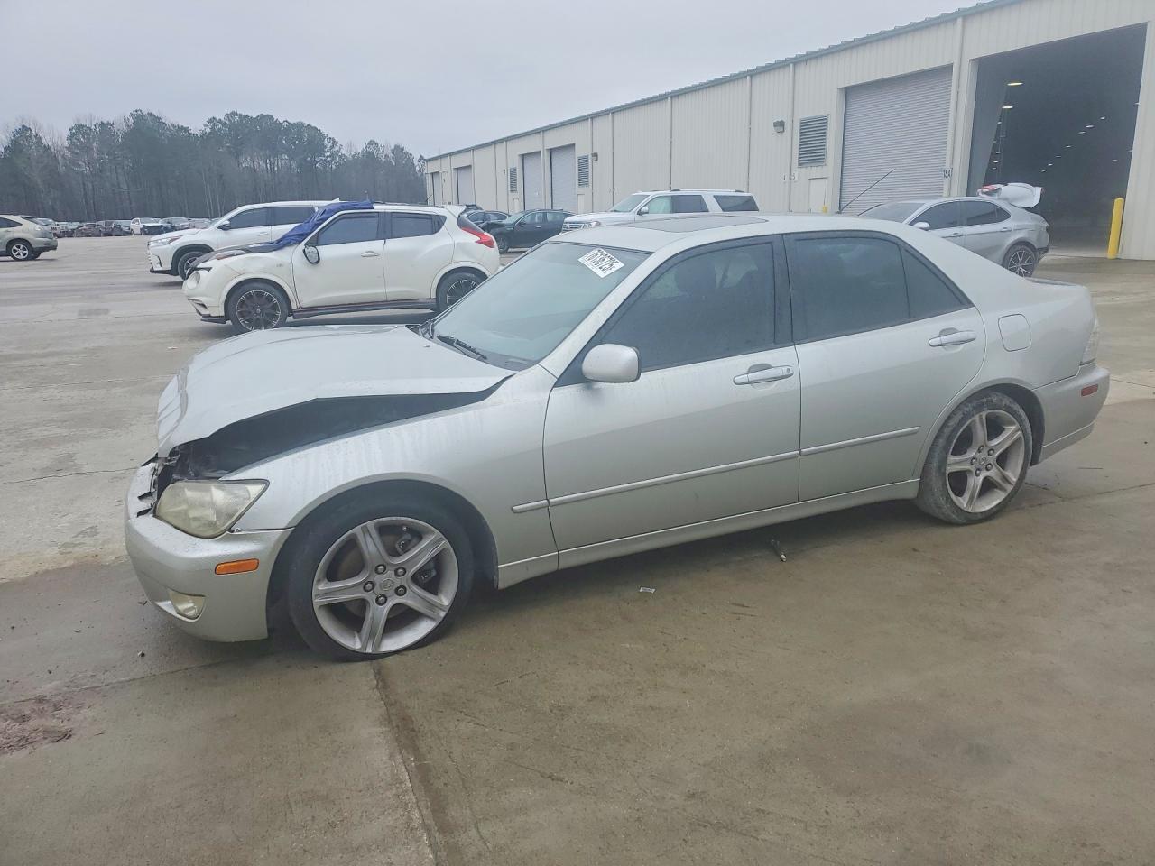 2001 LEXUS IS 300