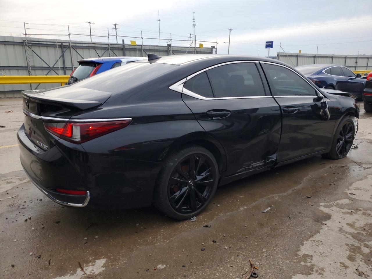 2022 LEXUS ES 250