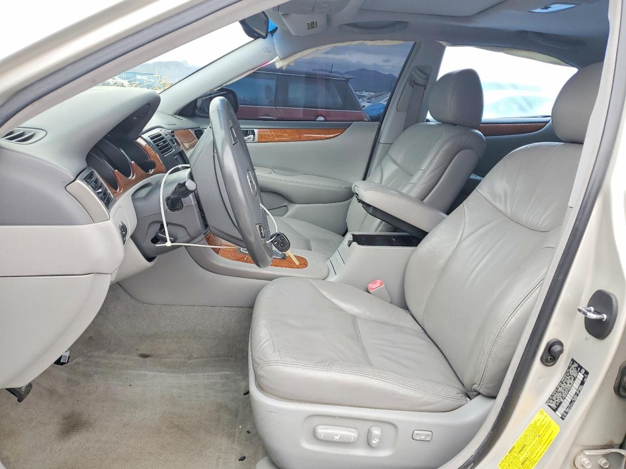 2005 LEXUS ES 330