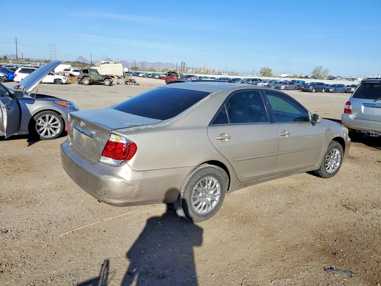2005 TOYOTA CAMRY