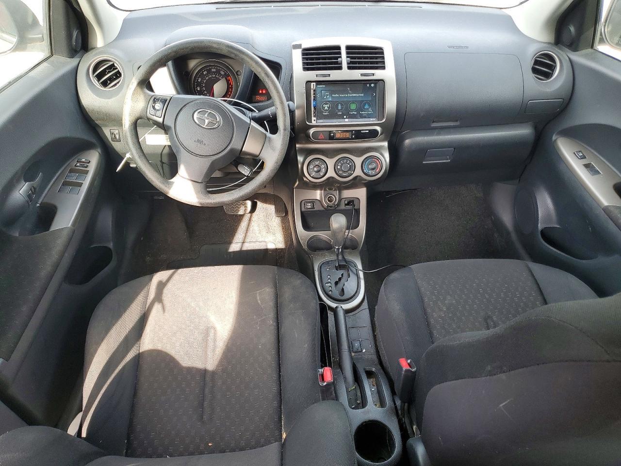2011 TOYOTA SCION